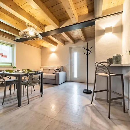 Maison Duc Apartments Jovencan Room photo